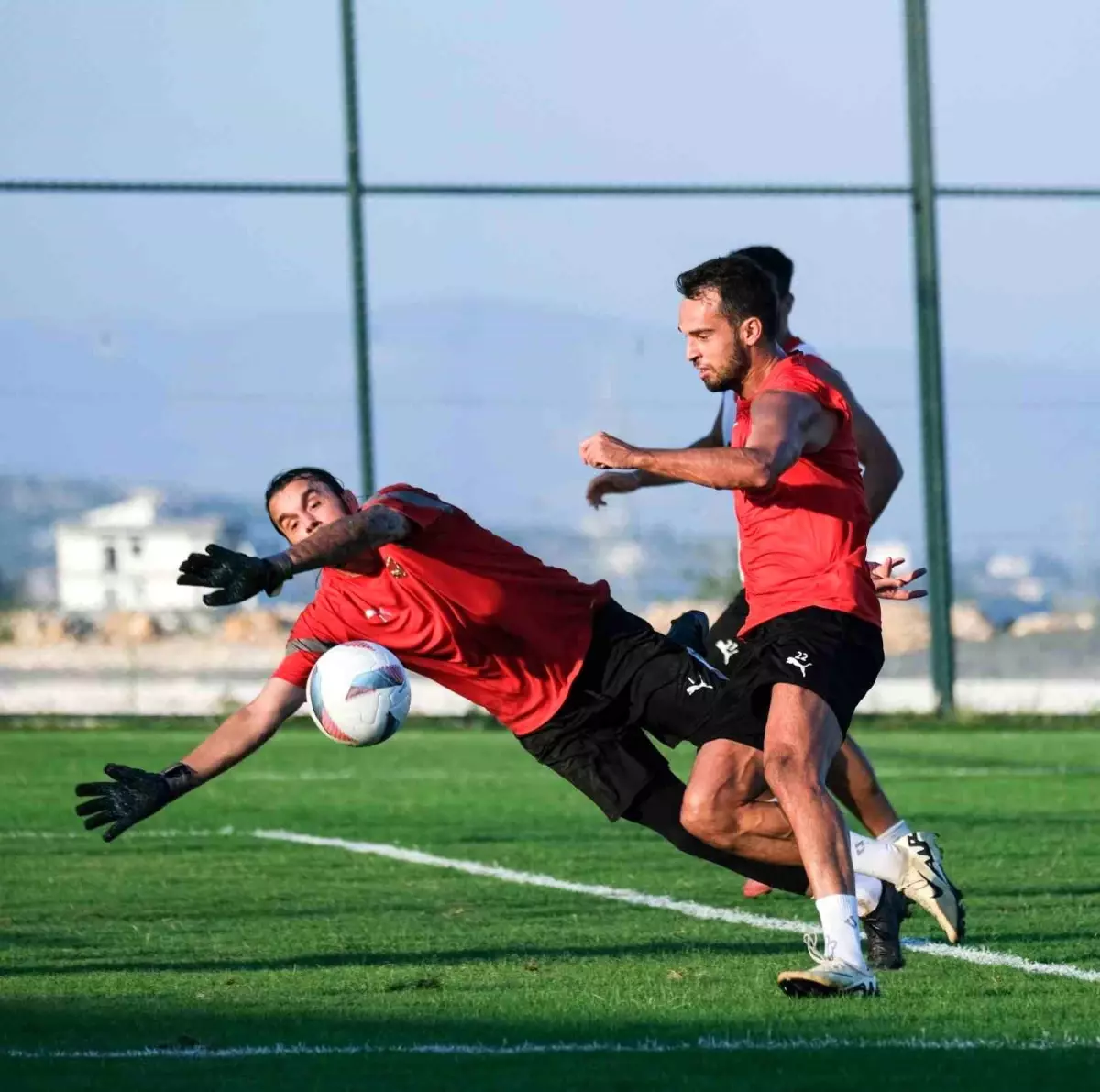 Rıza Çalımbay, Hatayspor ile İlk Antrenmanını Yaptı