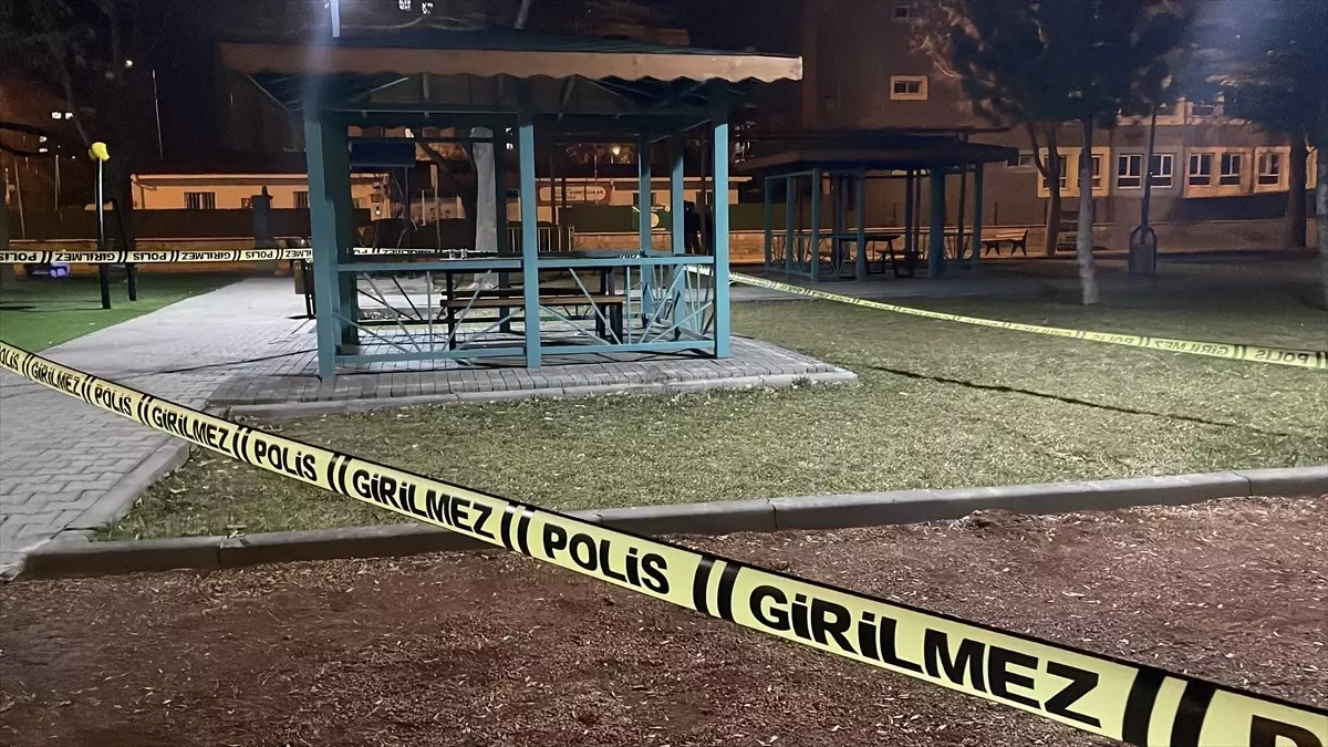 Kayseri’de Bıçaklı Kavga: 1 Yaralı