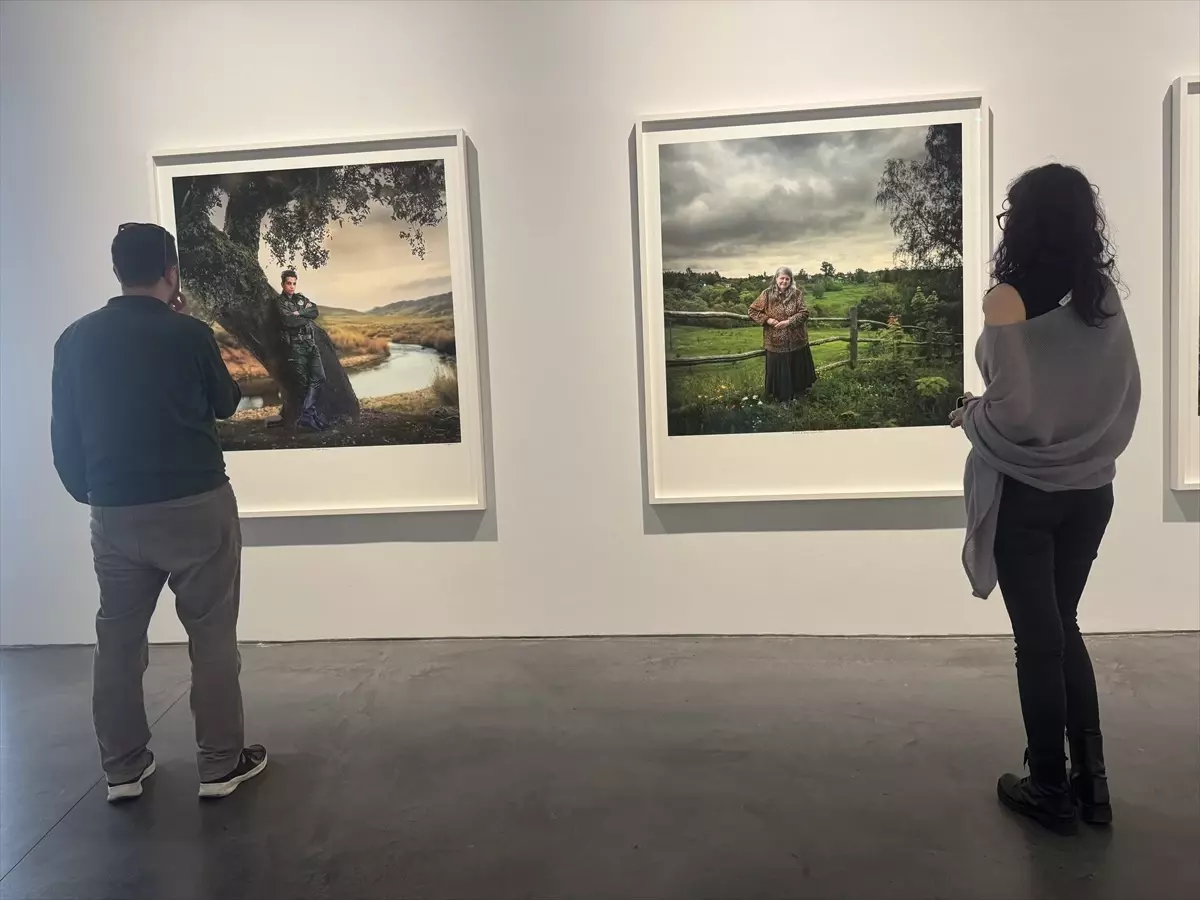 Nuri Bilge Ceylan’ın ‘Yolda’ Sergisi Açıldı