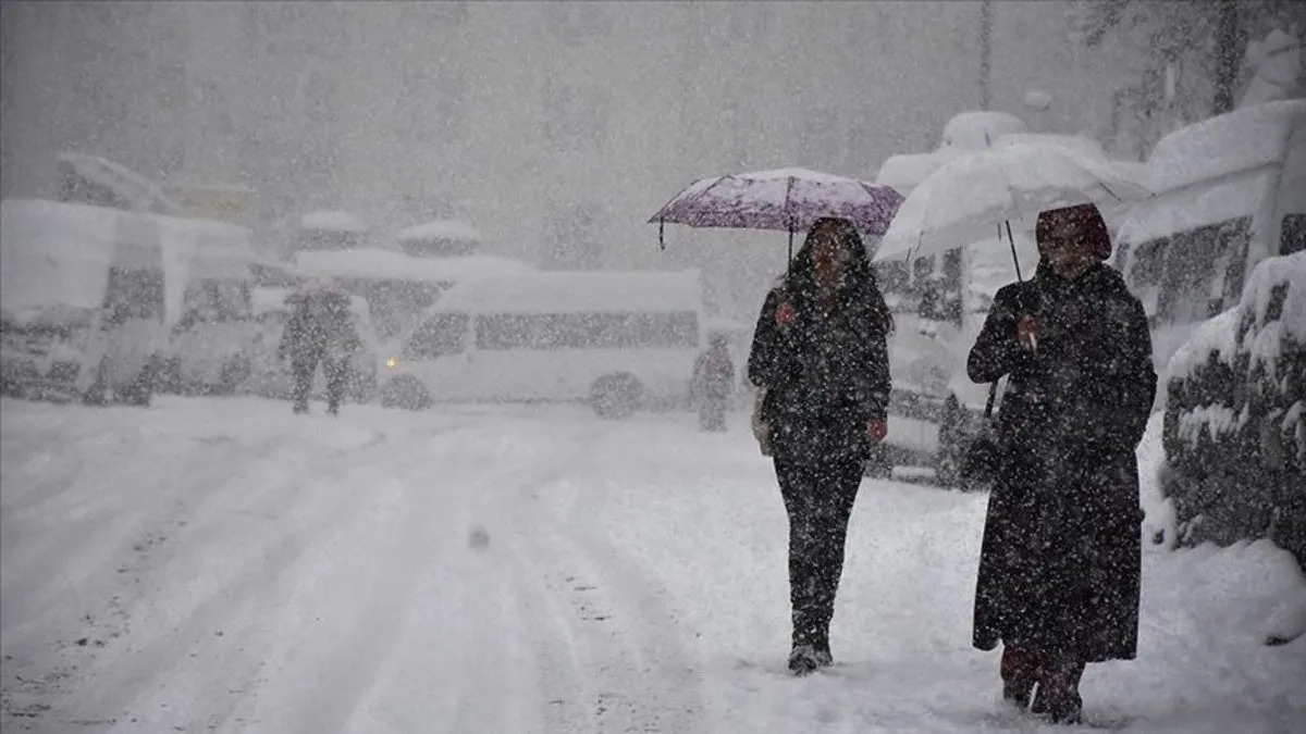 SON DAKİKA: Meteoroloji’den hafta sonu raporu! 10 il için alarm verildi: Kar yağışı bekleniyor