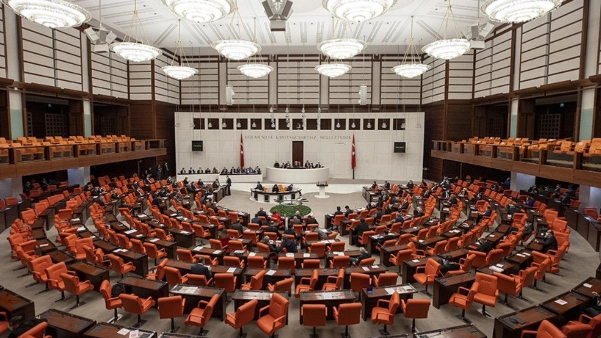 Tatil dönüşü TBMM’de yoğun mesai