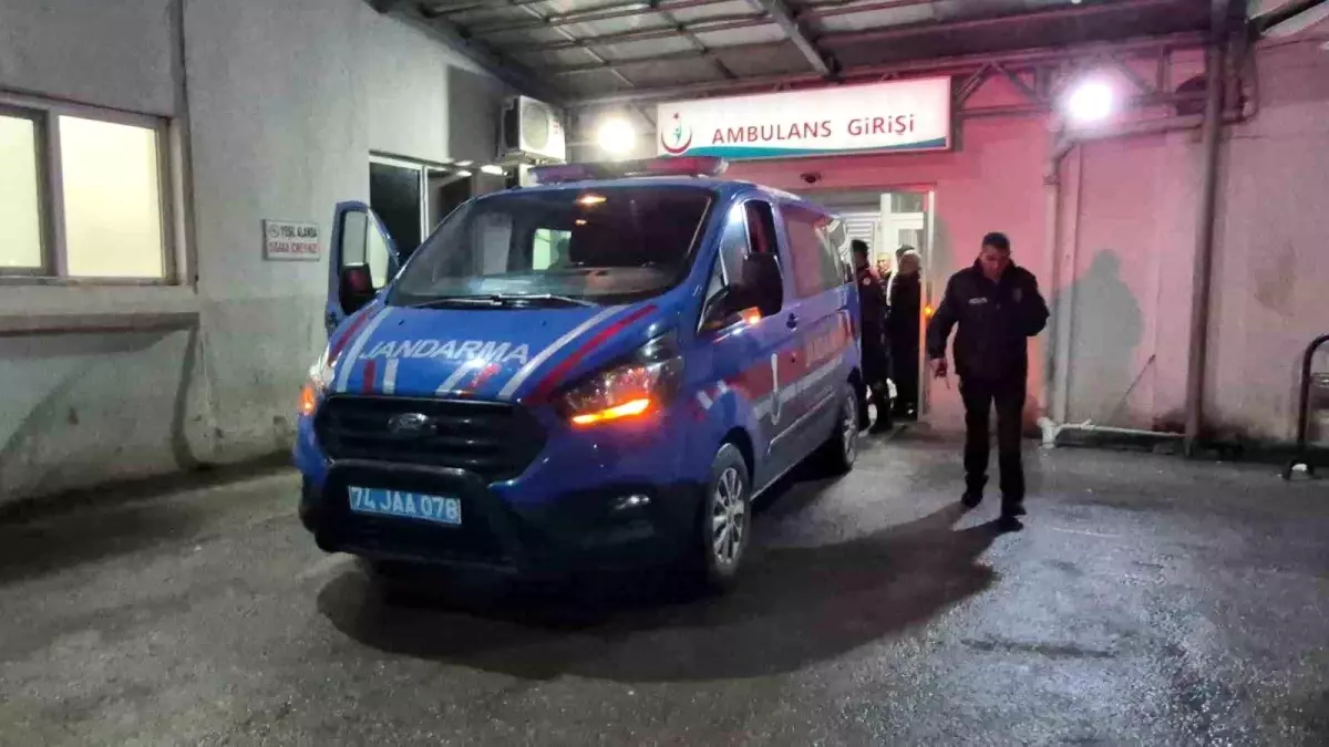 Bartın Hastanesinde Kavga: 3 Yaralı