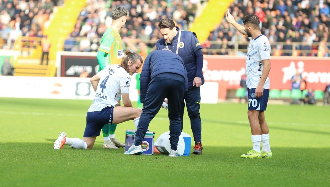 FenerbahÃ§e’de sakatlÄ±k krizi: Galatasaray derbisine yetiÅme ihtimalleri dÃ¼ÅÃ¼k!