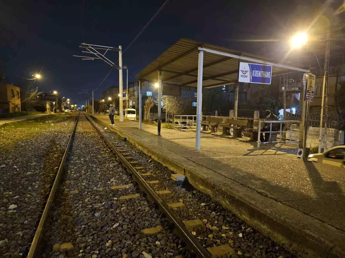 Adana’da Kardeşler Bıçaklandı