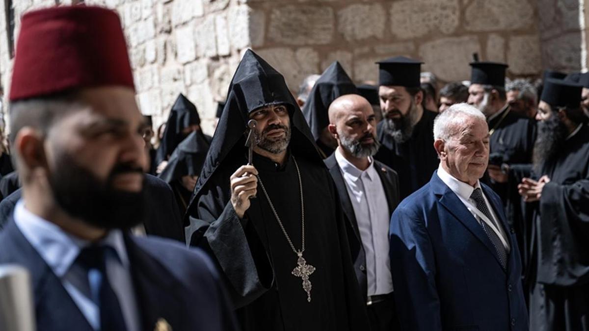 İsrail bu defa Hristiyanları hedef aldı! “Kutsal Cumartesi” törenine engel