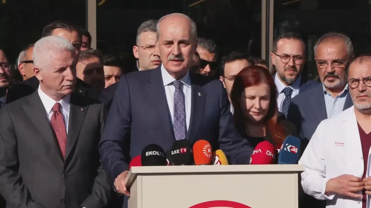 Siyasi isimler, Sırrı Süreyya Önder’i hastanede ziyaret etti